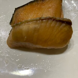 お弁当にも！鮭の生姜焼き